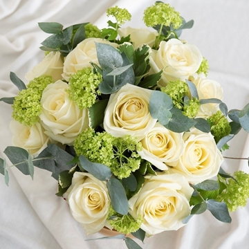Picture of Wonderful In White Hatbox