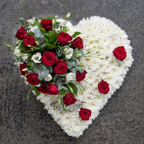 Heart with Red Roses